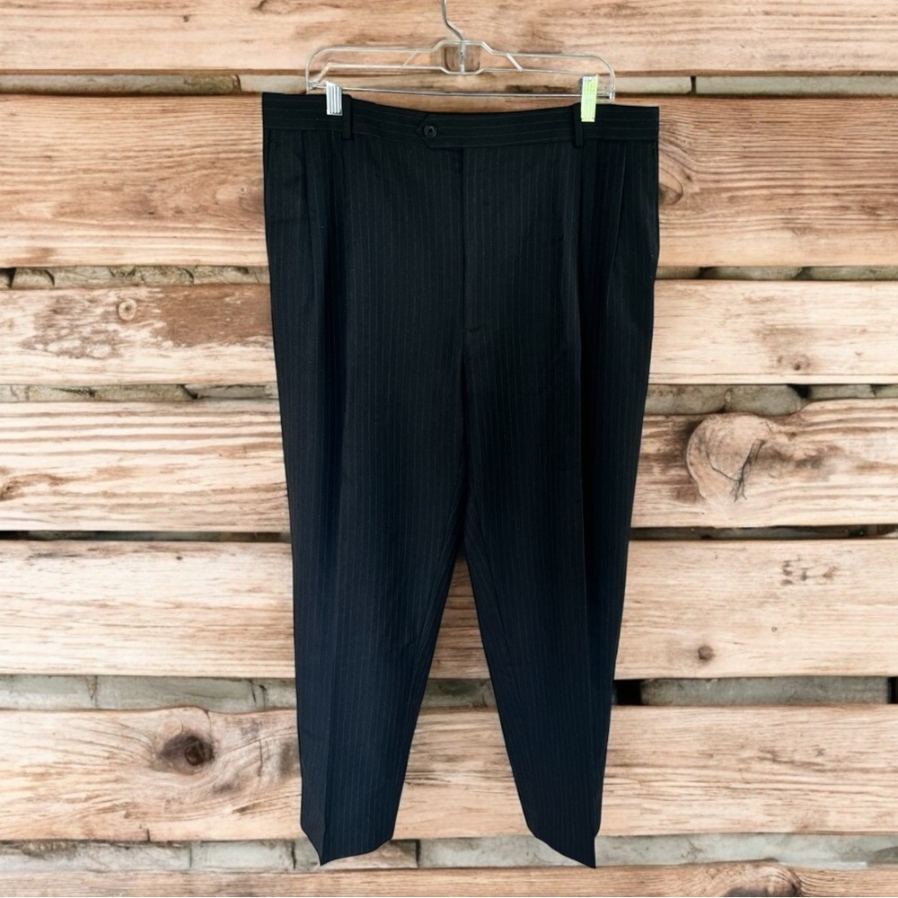 Sophisticated Black Dress Pants with Tapered Leg Black light Pinstripe☑️
